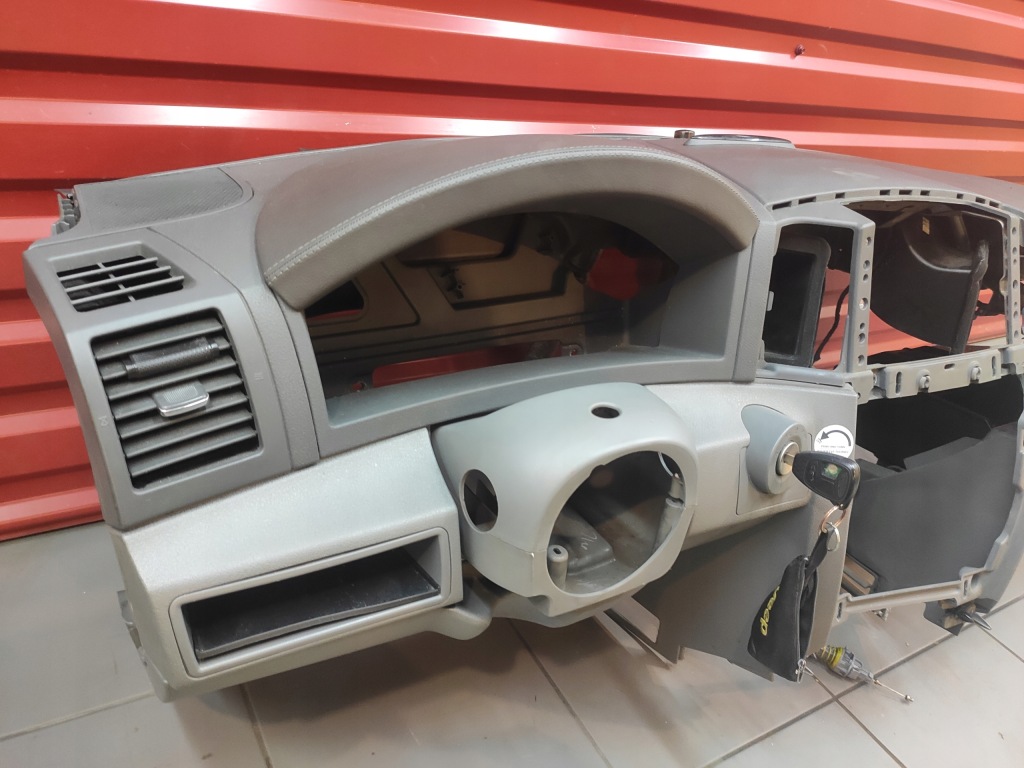 Jeep grand cherokee wk wh приборная панель приборная приборная панель панель  подушка европа Недорого