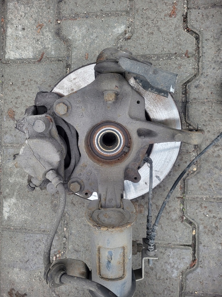 фото №8, Mcperson поворотный кулак левый перед renault megane iii 1.4tce