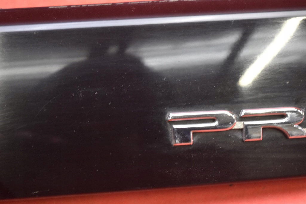 фото №10, Накладка кришки задня 202 76801-0q90070 toyota prius 3 iii xw30 lift 5d hb 11-15