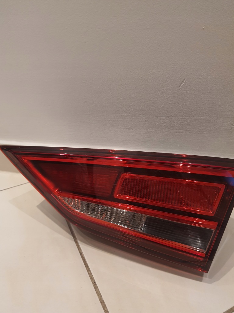 фото №1, Лампа audi a3 права задня bardzo ładna