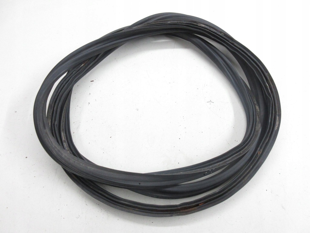 фото №1, Hyundai coupe ii tiburon 2.0 прокладка кришки багажника