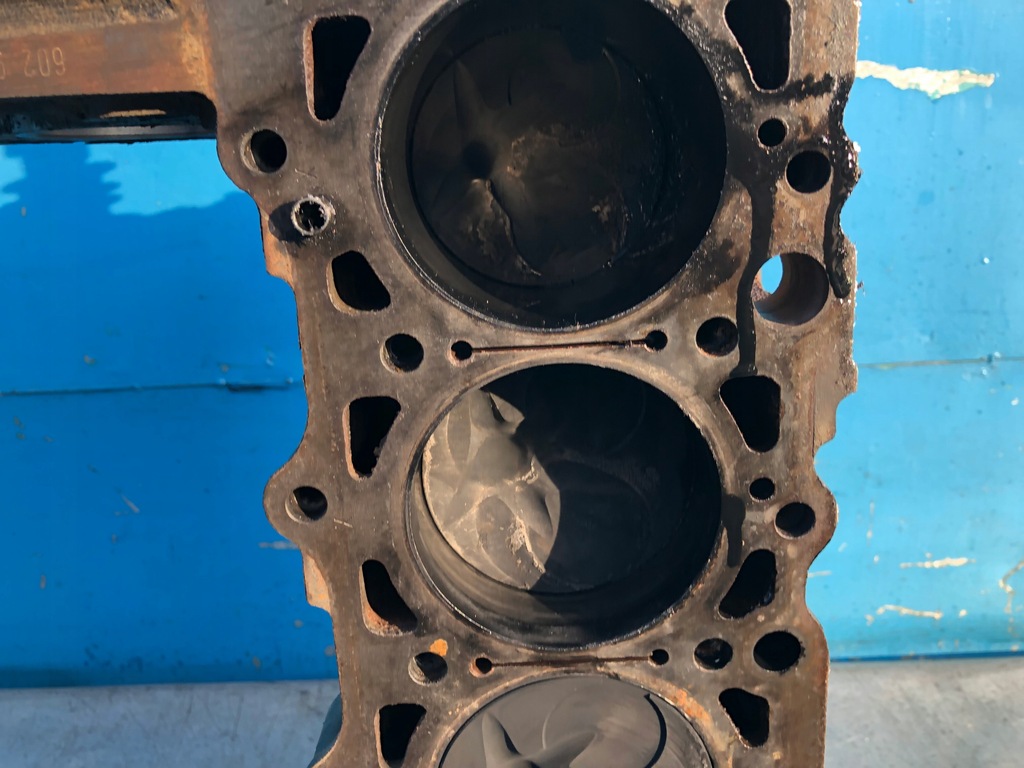 фото №9, Mercedes w124 2,5 d om602 двигун dół двигуна блок wał поршні 602912