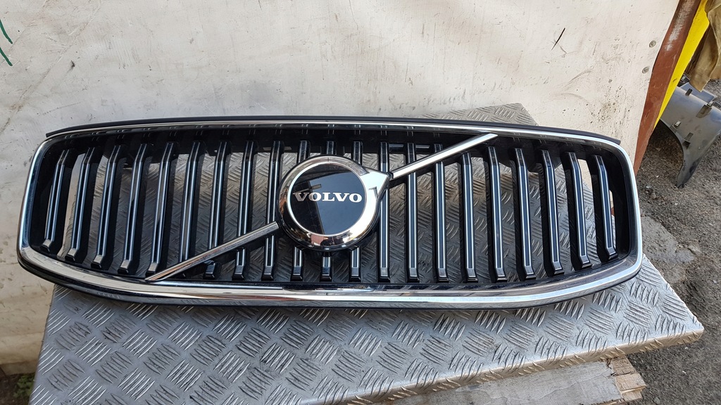 фото №13, Volvo xc60 ii lift решётка радиатора решётка радиатора радиатора 32291019