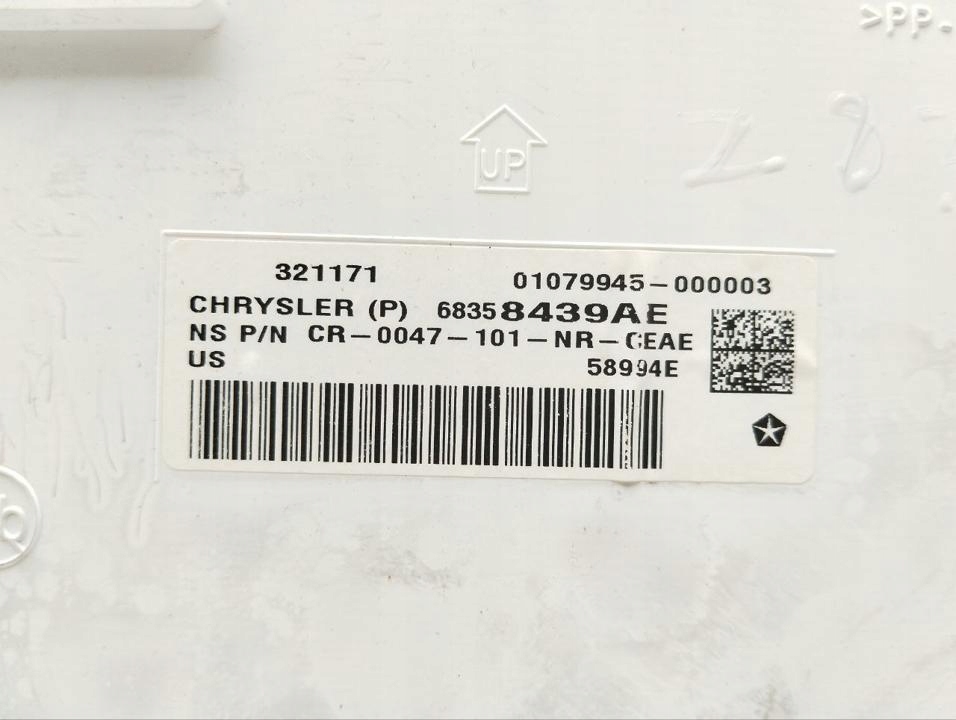 Панель приладів приладова chrysler pacifica 2018 mph автоматична коробка передач передач 6 Ціна