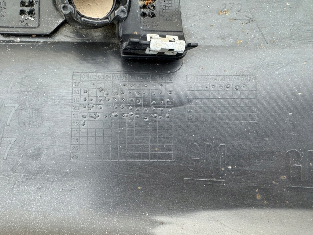 Opel combo e proace 18r- кутик бампера праві перед передній Зі Шроту