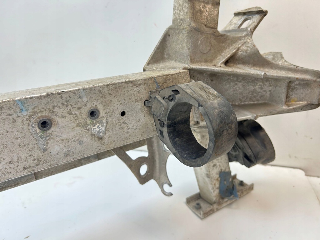 2016 tesla model s подрамник p105627700e Цена