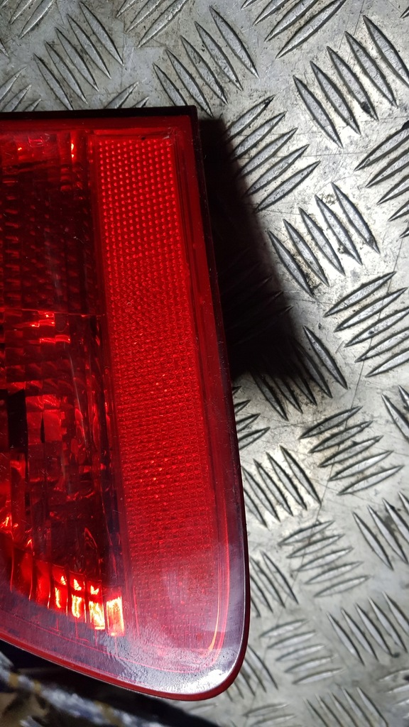 фото №12, Mercedes w211 лампа левая lub правая задняя w крышка kombi bez вкладыш лампочка