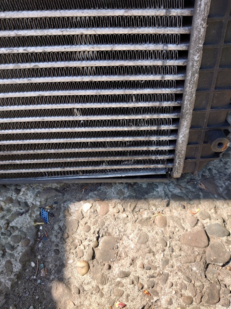 Радиатор интеркулер audi a3 8p golf v vi seat skoda 1k0145803a в Украине