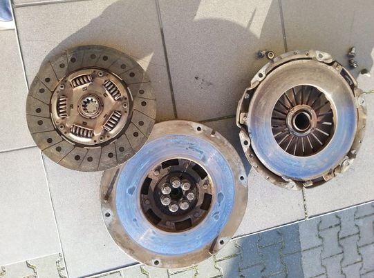 Сцепление iveco daily 2,3 96kw 2012r. 35c13 Оригинал