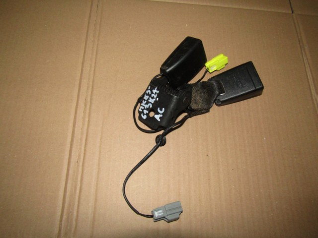 фото №3, Jaguar f-pace клипса замок поперечина ремней задняя