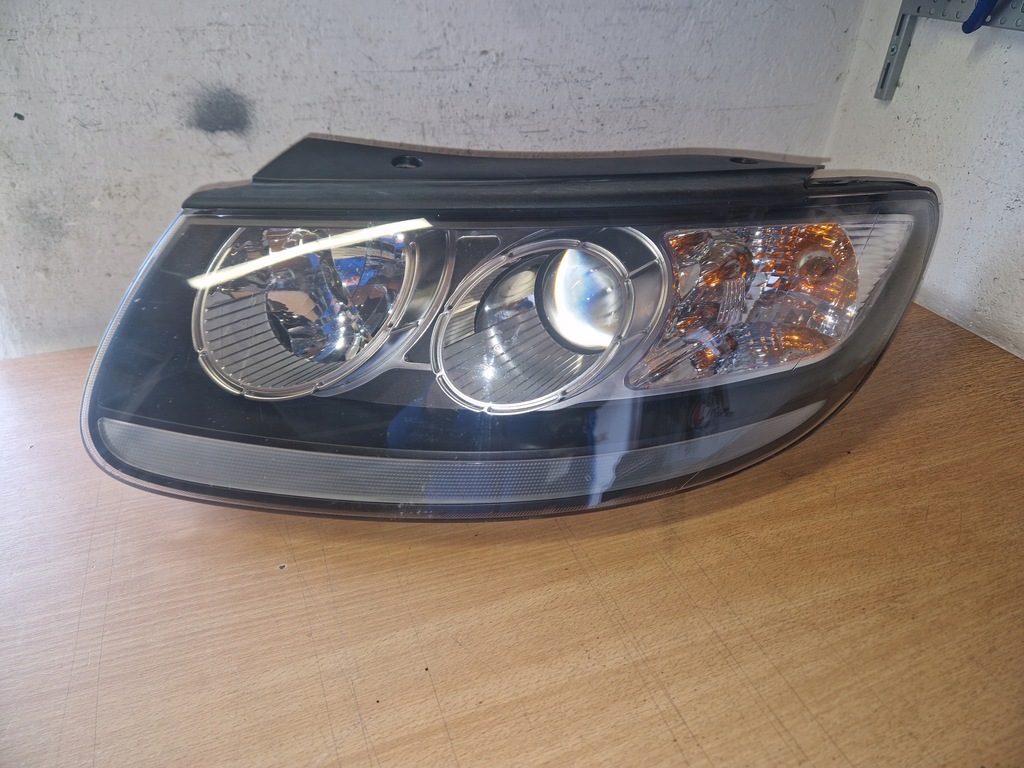 фото №1, Лампа левая hyundai santa fe ii europa