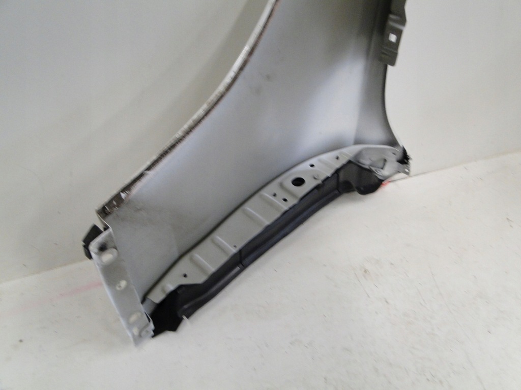 фото №10, Mercedes c klasa w206 s206 206 крила передній перед правий 650 білий