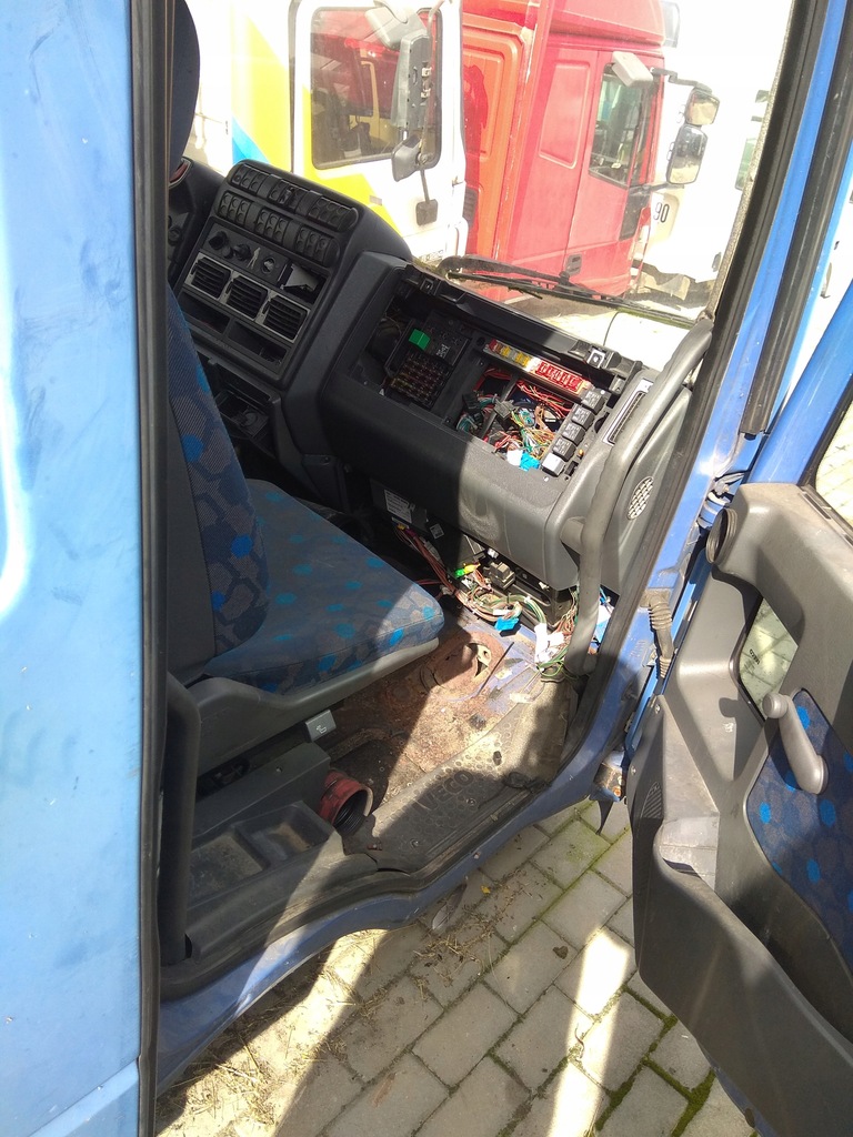 фото №6, Кабіна iveco eurocargo 120e спальне місце