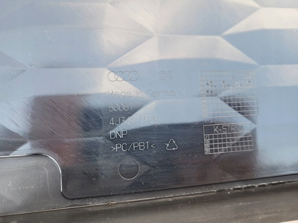 фото №13, Audi e-tron gt rs 4j3 бампер перед передний решётка радиатора 4j3807221