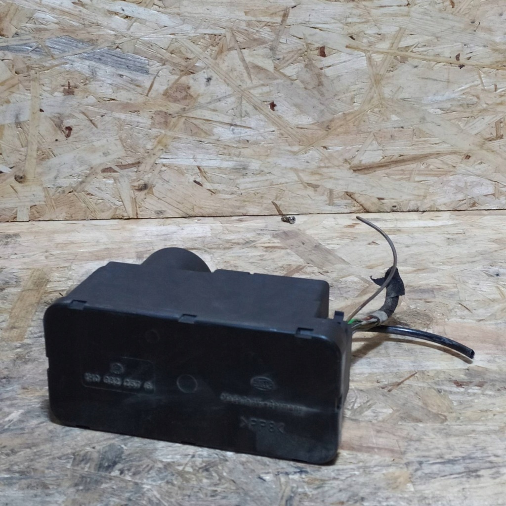 Купить Помпа центрального замка vw golf iii 1h0962257g