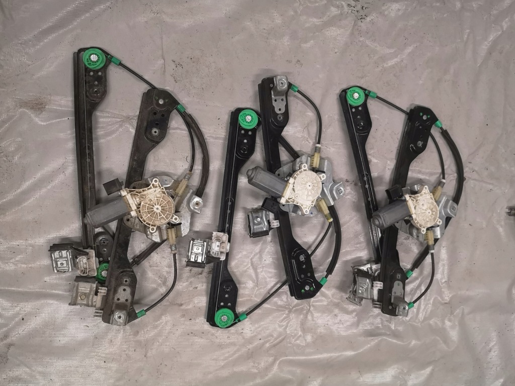 фото №1, Chrysler 300c механизм стекло правый перед