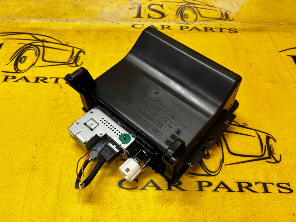 фото №3, Бардачок консоли центральной разъём port usb hdmi sim range rover velar l560