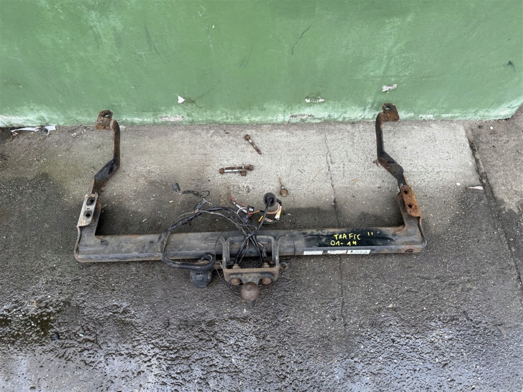 фото №1, Hak буксировочный renault trafic ii 2 iii iv 4 3 01-26 rok