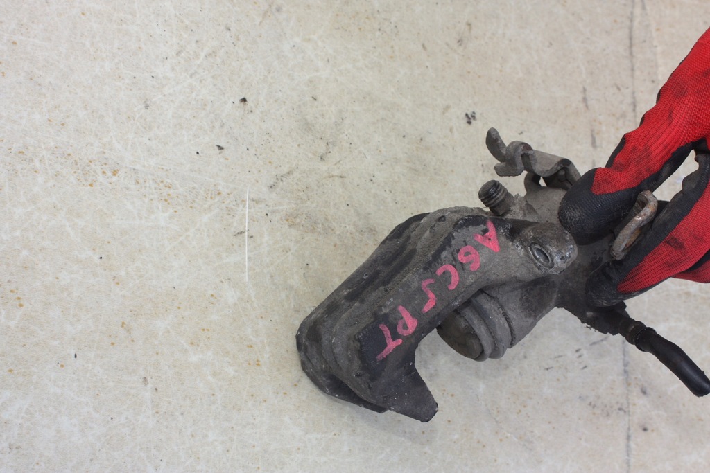 фото №1, Суппорт правый задняя audi a6 c5