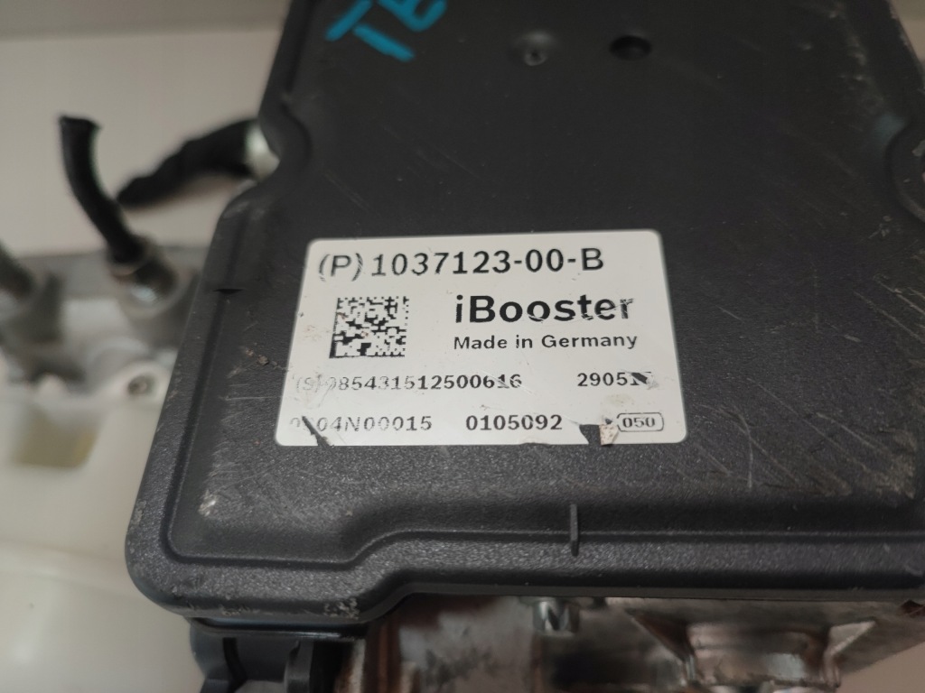Насос тормозная tesla model s ibooster 103712300b Доставка