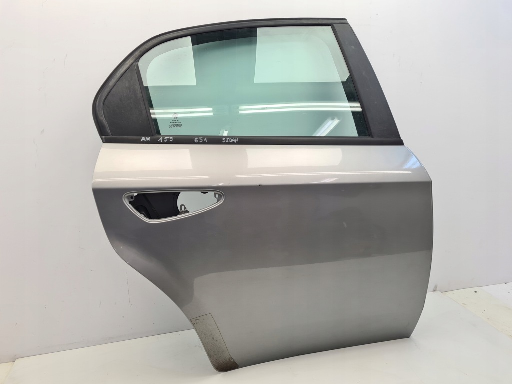 Alfa romeo 159 двері правий задній sedan 651 Доставка