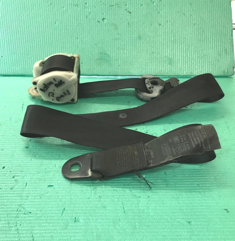 Купить Opel astra 1 f ремень безопасности правый  перед