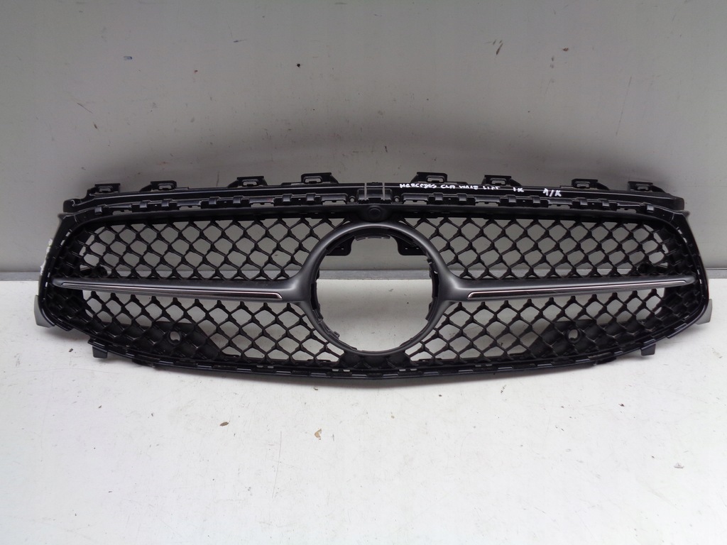 фото №1, Nowa решётка радиатора решётка радиатора mercedes cla w118 22- lift