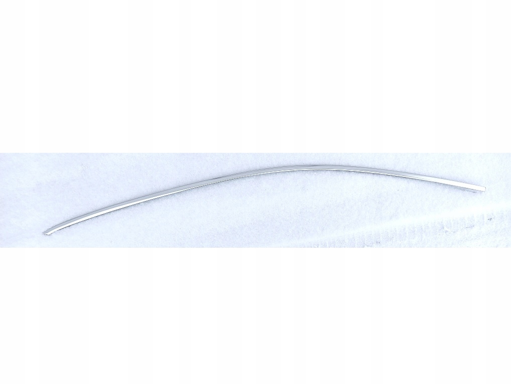 фото №1, Infiniti q30 молдинг хромированная дверь левый перед 2015 rok