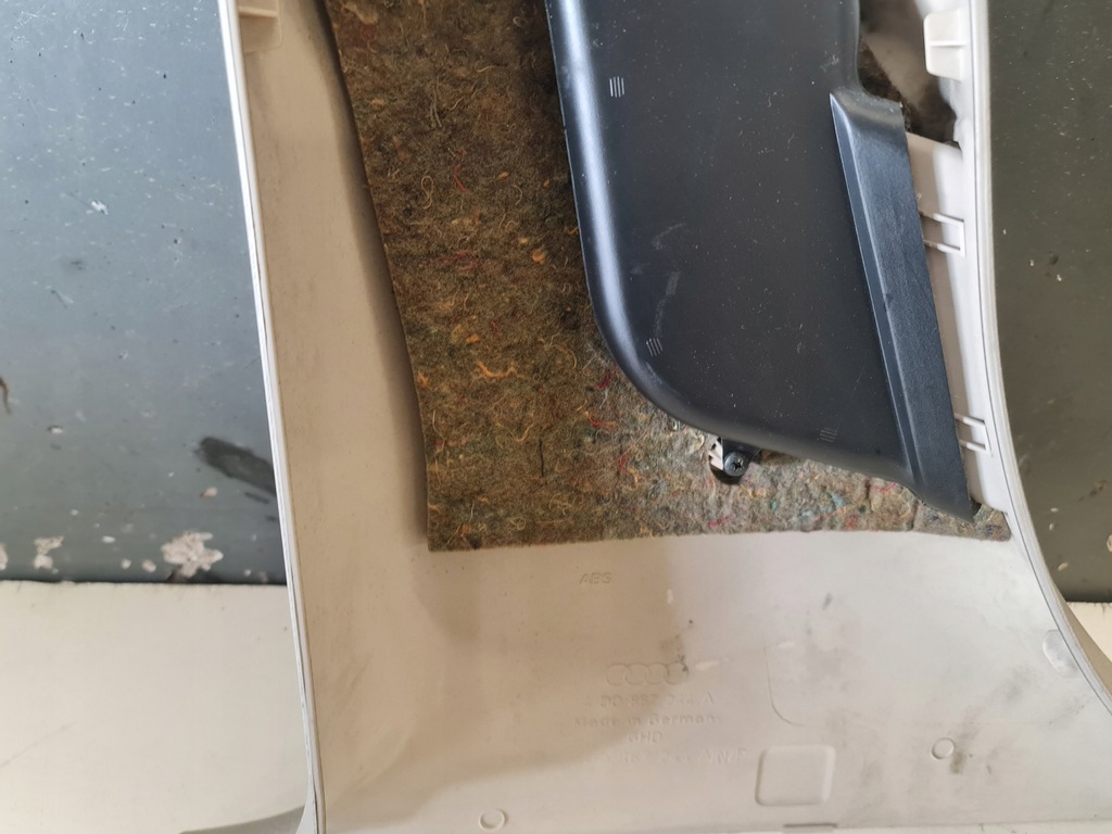 фото №13, Защита стойка b правая krem audi a8 d2 4d0867244a