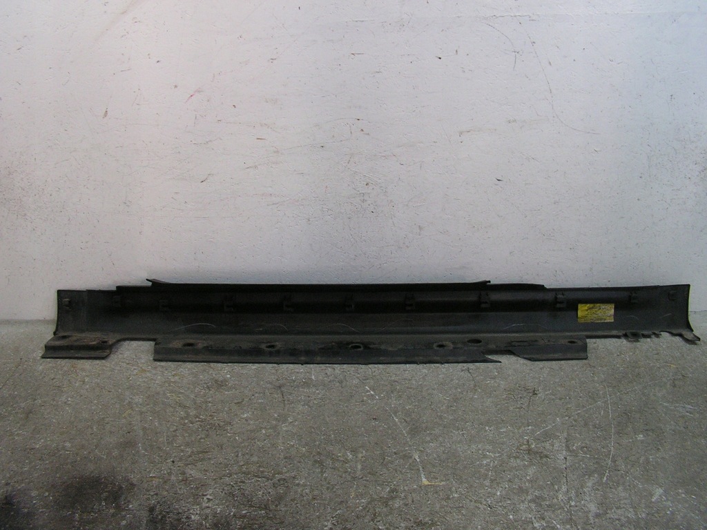 фото №3, Mini r56 r57 молдинг порог правая 7147916