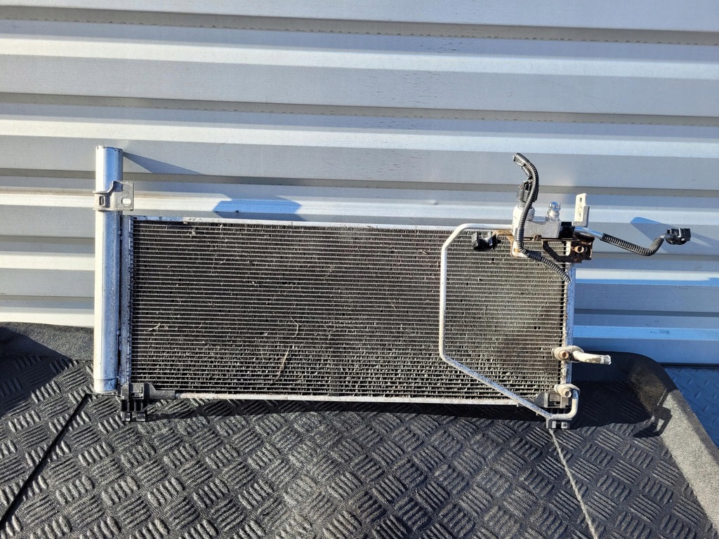 фото №1, Радиатор кондиционера lexus is iii 300 h 2.5