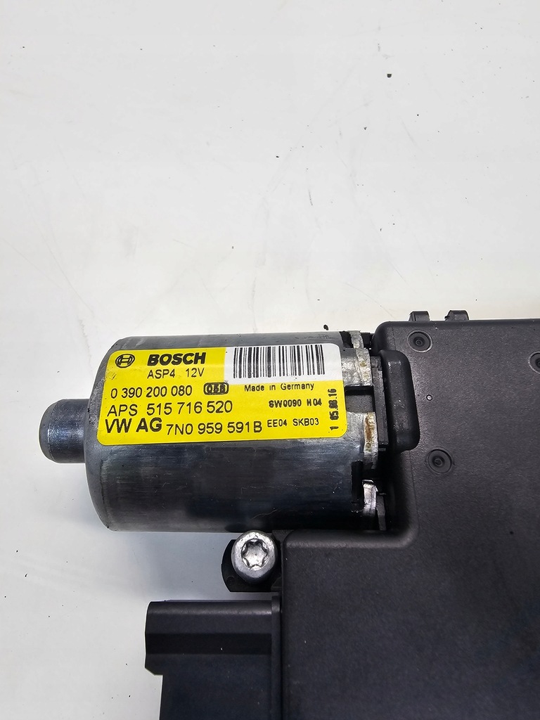 фото №6, Моторчик люк audi q5 8r lift 7n0959591b