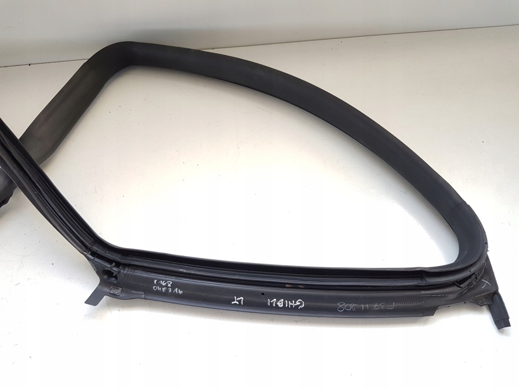 фото №2, Прокладка дверь левая задняя maserati ghibli m157 13-