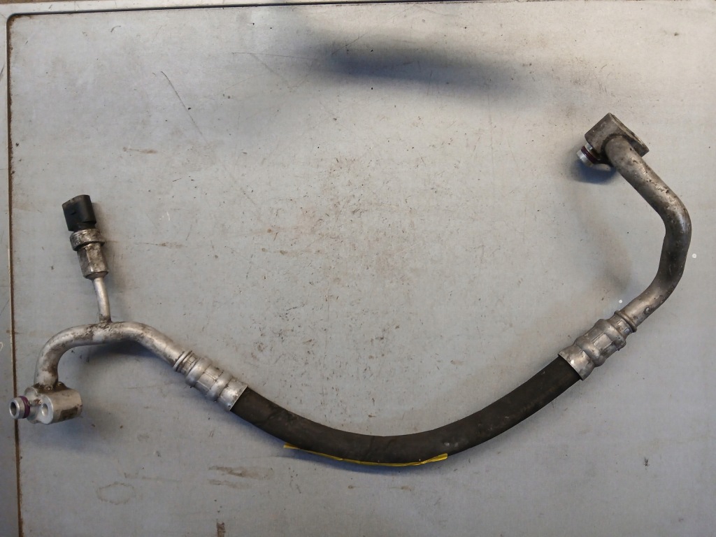 фото №1, Шланг кондиционера audi tt 8j 8j0820721f
