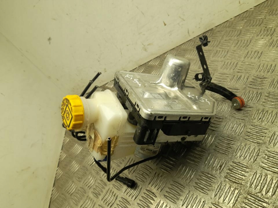 Насос тормозная alfa romeo giulia 2024 52119916 Цена