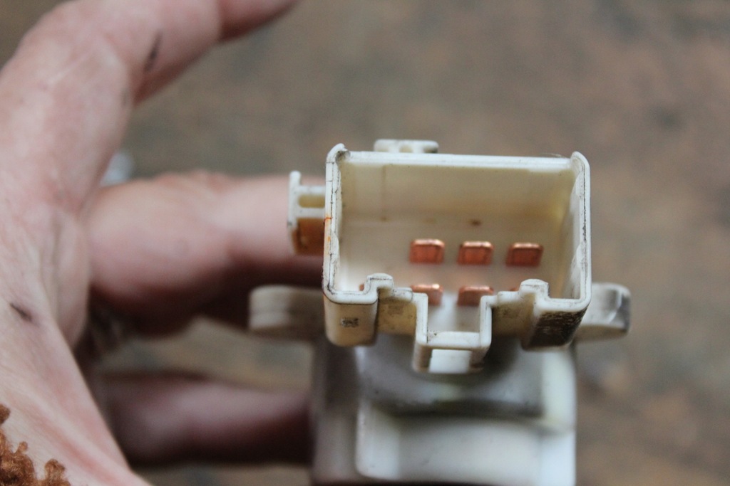 фото №4, Колодка замка запалювання toyota avensis verso