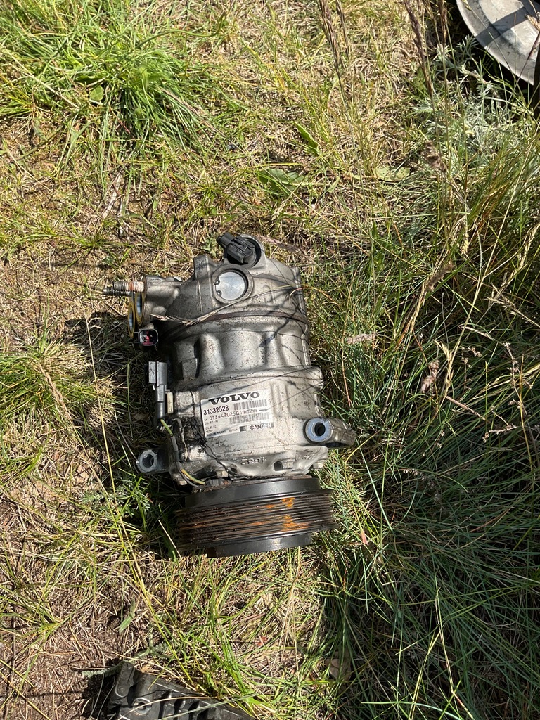 фото №1, Volvo s60 ii v60 i 2.0 d компрессор кондиционера 31332528