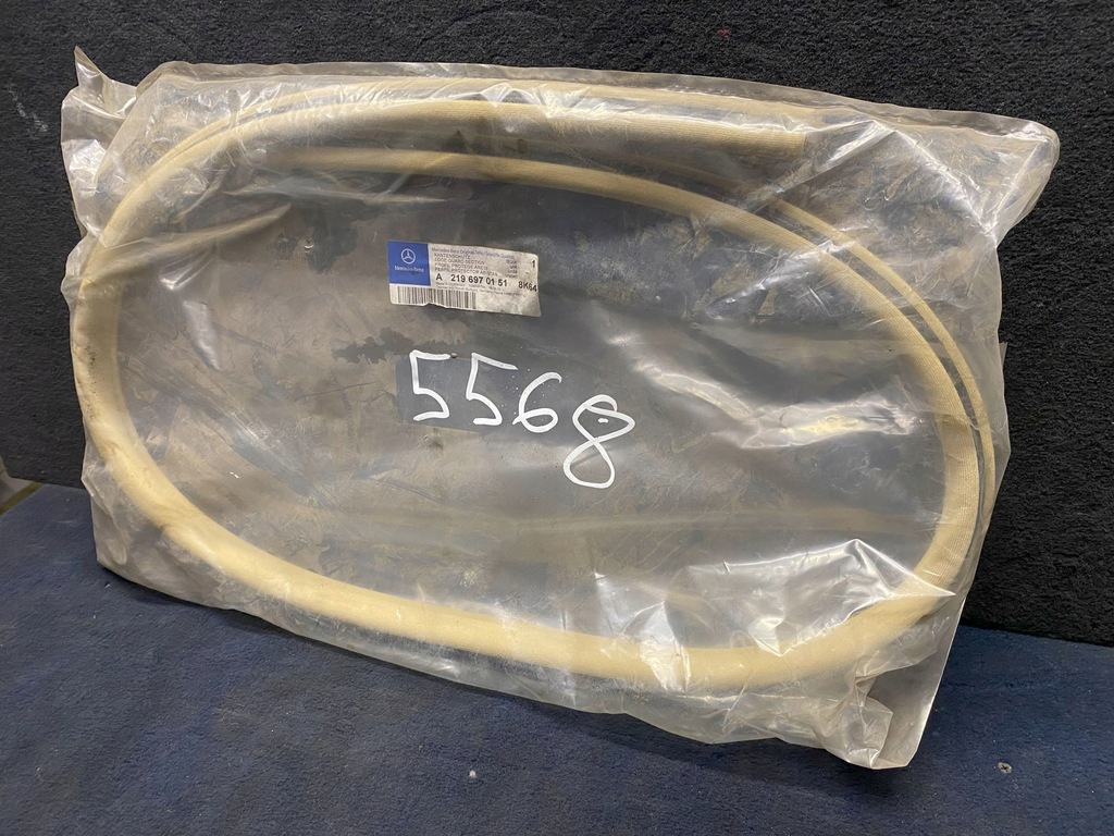 фото №1, Mercedes cls c219 прокладка дверь перед a2196970151 nowa