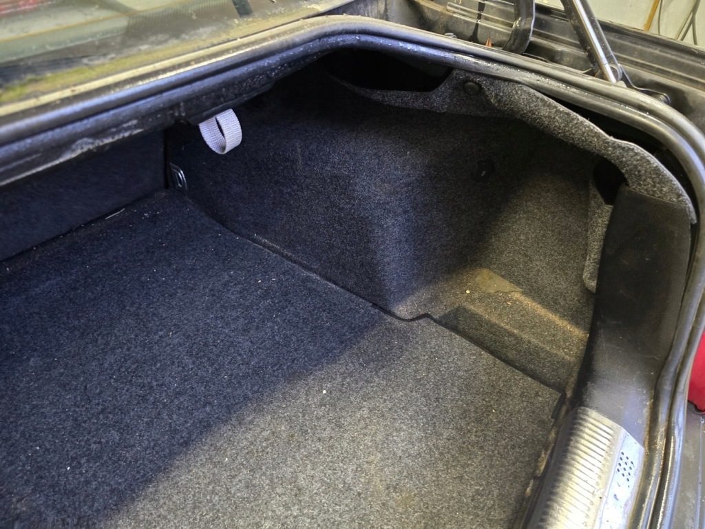 фото №10, Обшивка багажника skoda superb 01-08 правий лівий