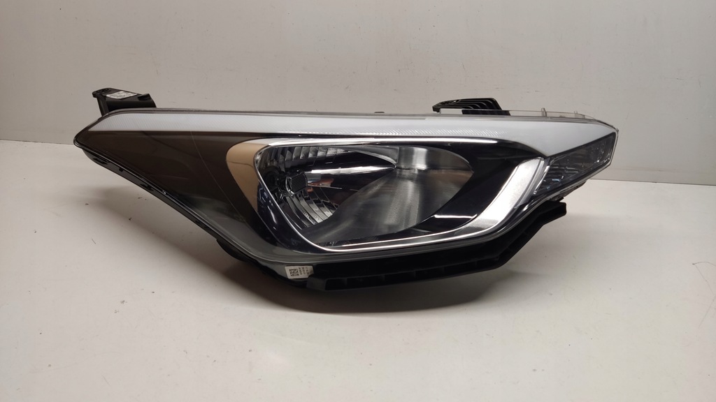 фото №1, Hyundai i20 ii 2 фара правий лампа звичайна