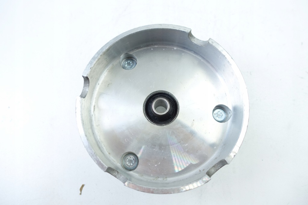 Купить Kyb подушка амортизатор. bmw p. e70/e71/e72 06-14 le/pr