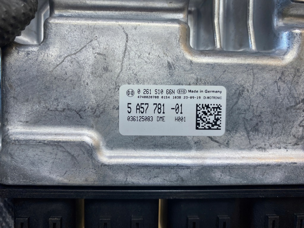 фото №10, Бортовой компьютер блок управления двигателя bmw 1 f40 f44 2.0b 5a57781 0261s1066n