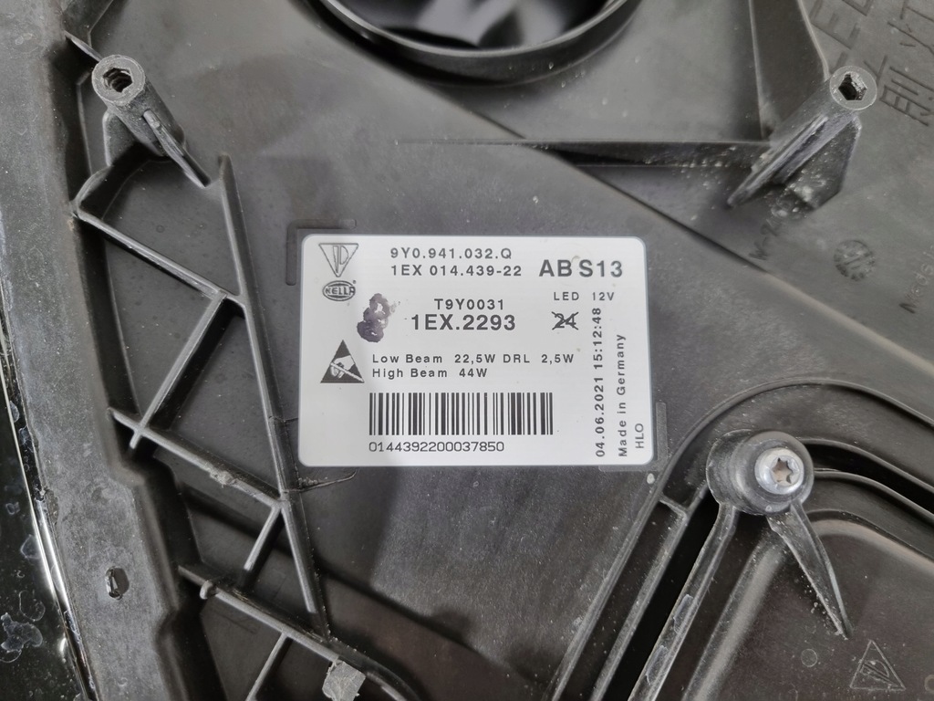 фото №14, Porsche cayenne 9y0 full led лампа правая -nowa-