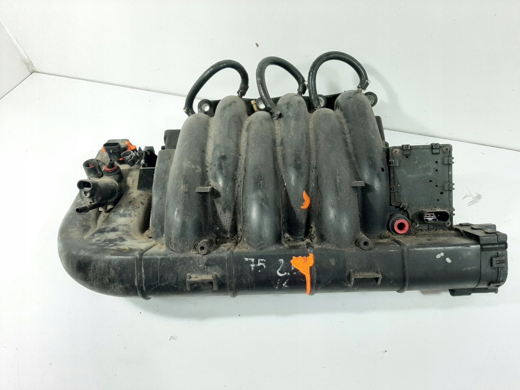 Land rover freelander 2.5 v6 4x4 01r колектор впускний 2900303759 Зі Шроту