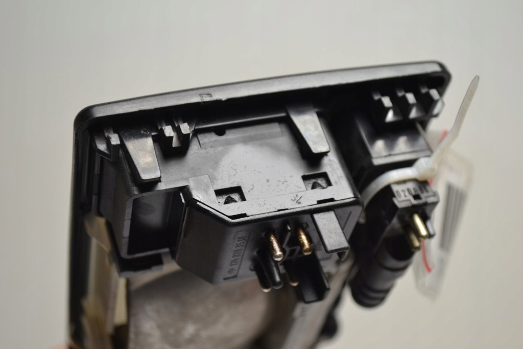 фото №10, Mercedes w124 w126 ce e лампа освітлення салону