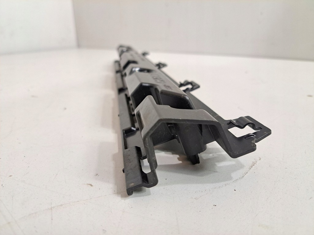 фото №8, Bmw i4 2024 молдинг поріг