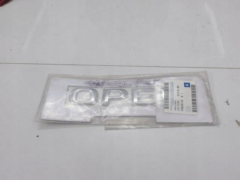 фото №1, Opel corsa d емблема перед