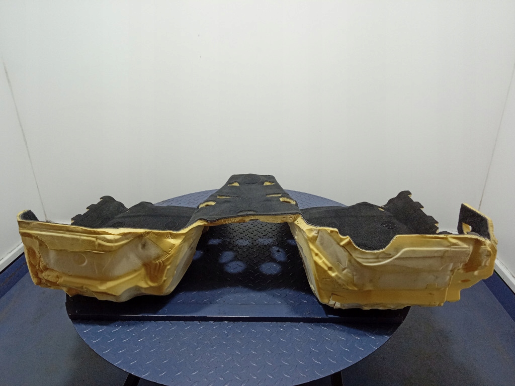 фото №5, Bmw 3 f30 f31 обшивка коврик пол перед eu 4892403