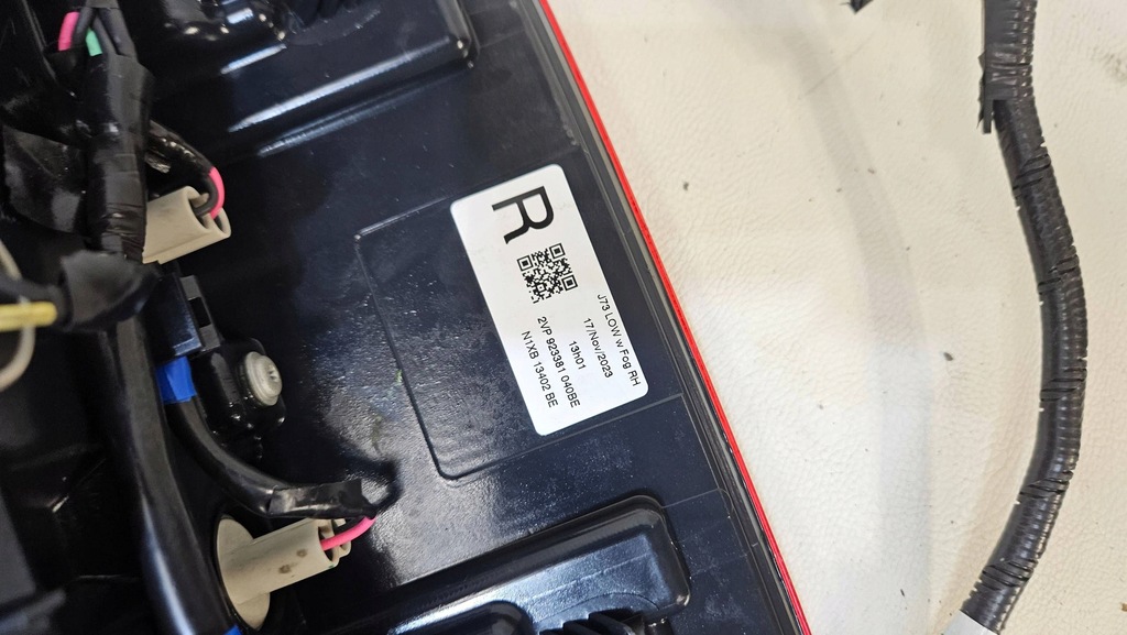 фото №8, Лампа правая задняя задняя vw amarok ii n1xb134302be