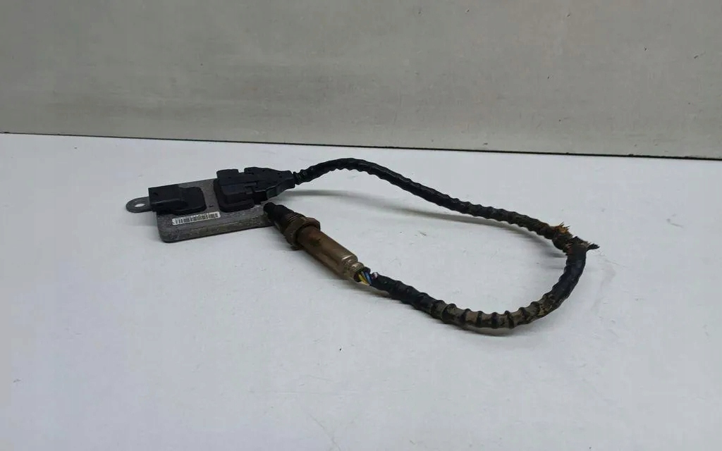 фото №1, Датчик лямбда-зонд bmw 1 e81 7587127 2.0l бензиновый 2008